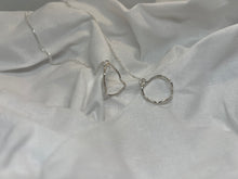 Load image into Gallery viewer, Wave necklace
