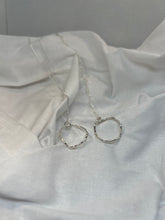 Load image into Gallery viewer, Wave necklace
